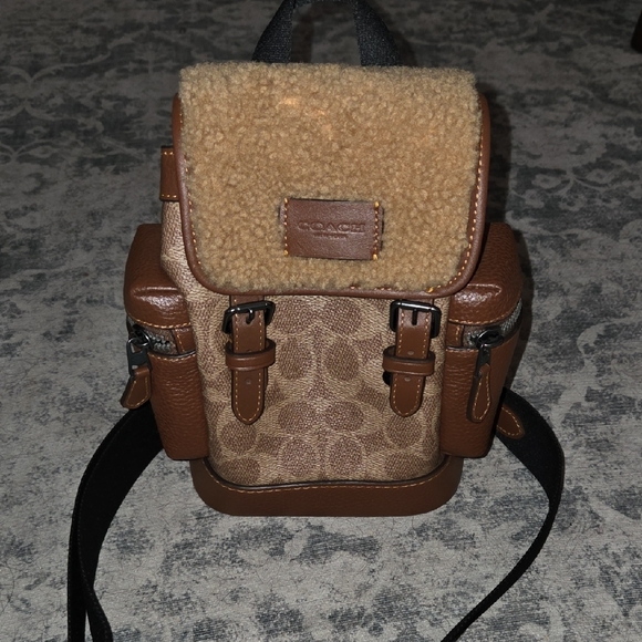 Coach Brown and Tan Shearling Crossbody Bag - Picture 7 of 16